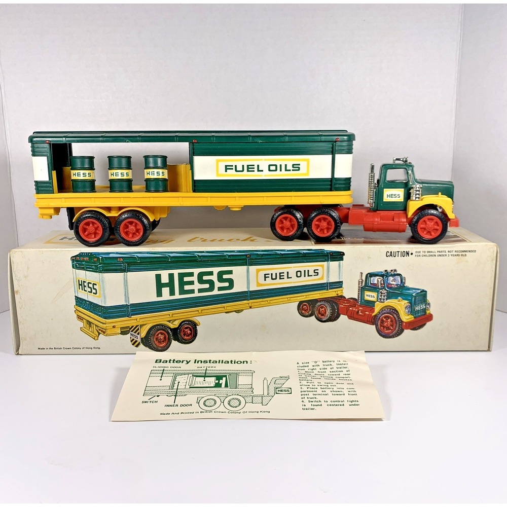 RARE Vintage 1976 HESS Toy Tanker Truck w/ Barrels‎ & Card in Original Box